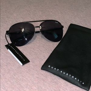 Quay Vivienne Sunglasses